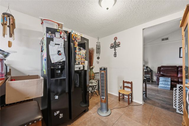 636 Sue Ann Lane, Burleson, TX 76028