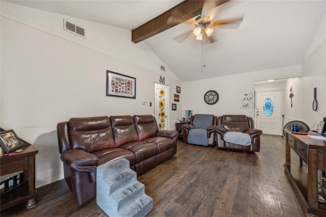 636 Sue Ann Lane, Burleson, TX 76028