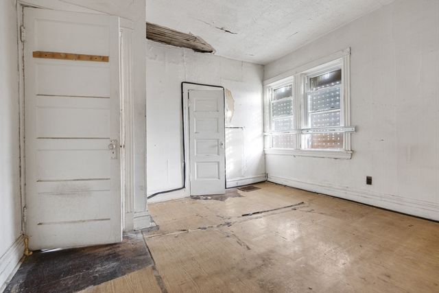 6230 S Throop Street, Chicago, IL 60636