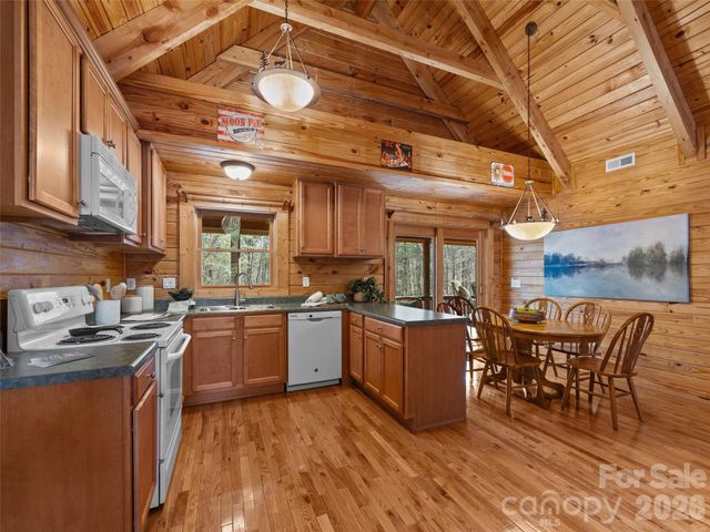 134 McDaniel Court, Lake Lure, NC 28746