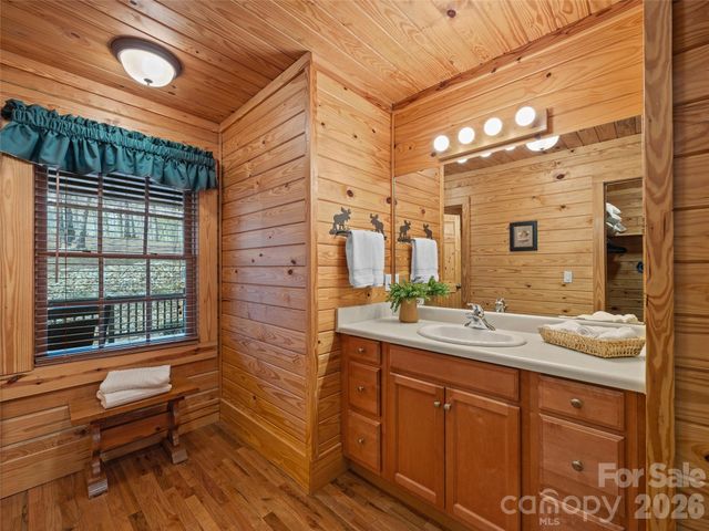 134 McDaniel Court, Lake Lure, NC 28746