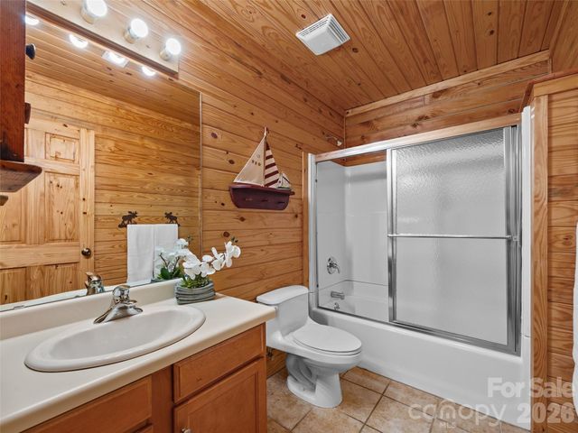 134 McDaniel Court, Lake Lure, NC 28746