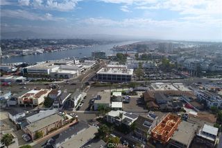 522 Clubhouse Avenue 1/2, Newport Beach, CA 92663