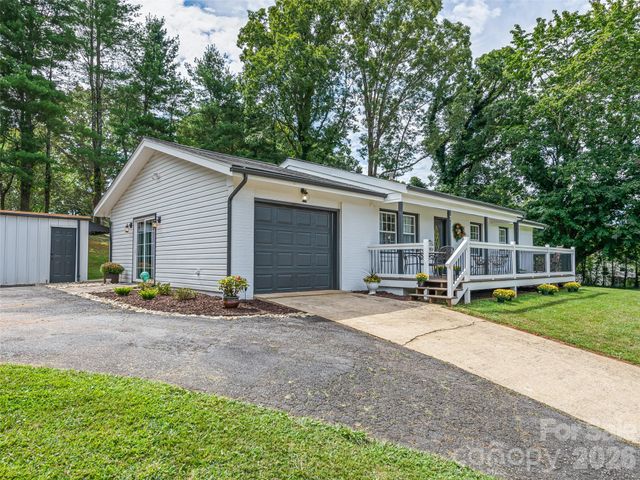 7 Southwicke Drive, Arden, NC 28704