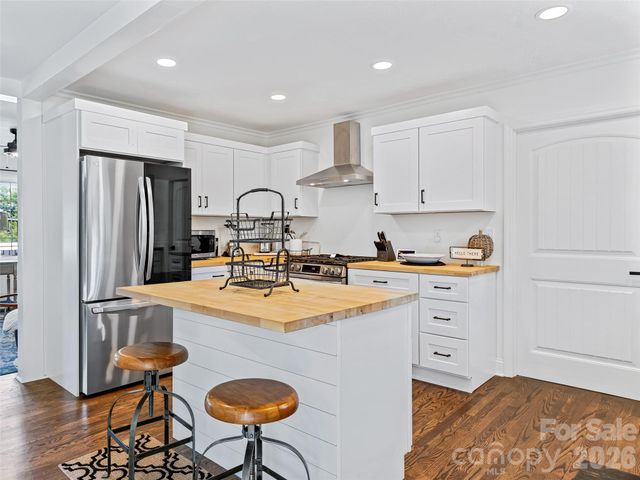 7 Southwicke Drive, Arden, NC 28704
