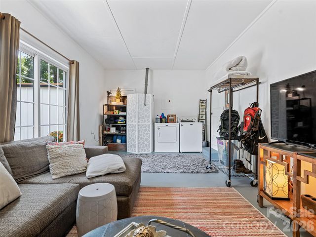 7 Southwicke Drive, Arden, NC 28704