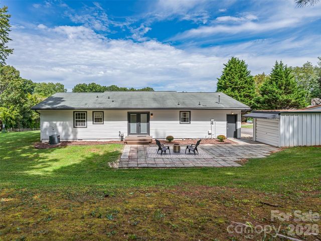 7 Southwicke Drive, Arden, NC 28704