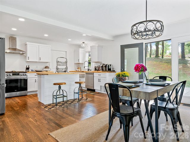 7 Southwicke Drive, Arden, NC 28704