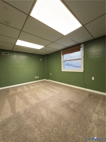 14600 Ramblewood Dr, Chester, VA 23836