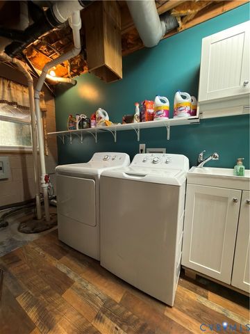 14600 Ramblewood Dr, Chester, VA 23836