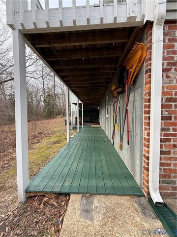 14600 Ramblewood Dr, Chester, VA 23836