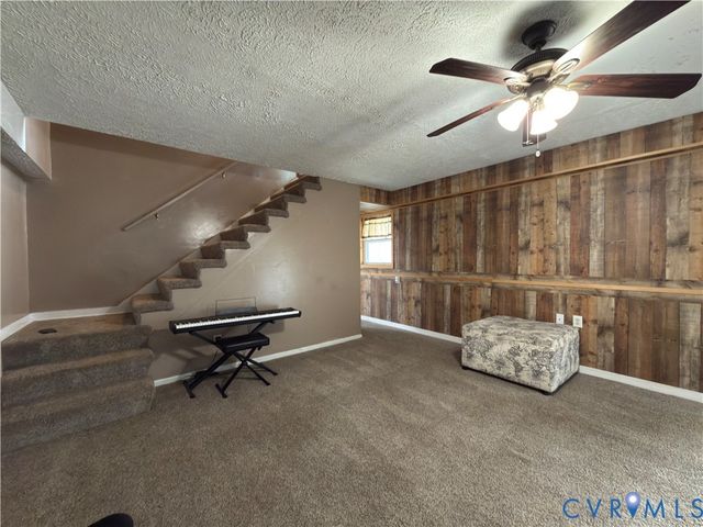 14600 Ramblewood Dr, Chester, VA 23836