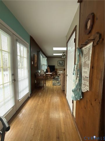 14600 Ramblewood Dr, Chester, VA 23836