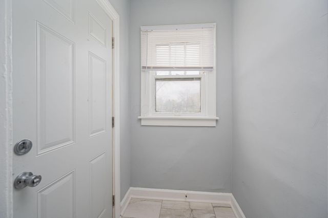 2263-2265 Leonard Avenue, Columbus, OH 43219