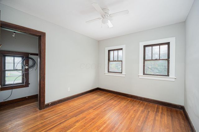 2263-2265 Leonard Avenue, Columbus, OH 43219