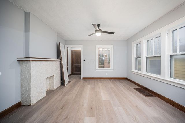 2263-2265 Leonard Avenue, Columbus, OH 43219