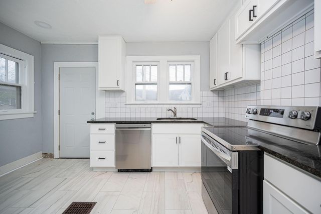2263-2265 Leonard Avenue, Columbus, OH 43219