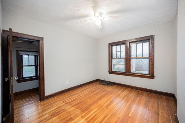 2263-2265 Leonard Avenue, Columbus, OH 43219
