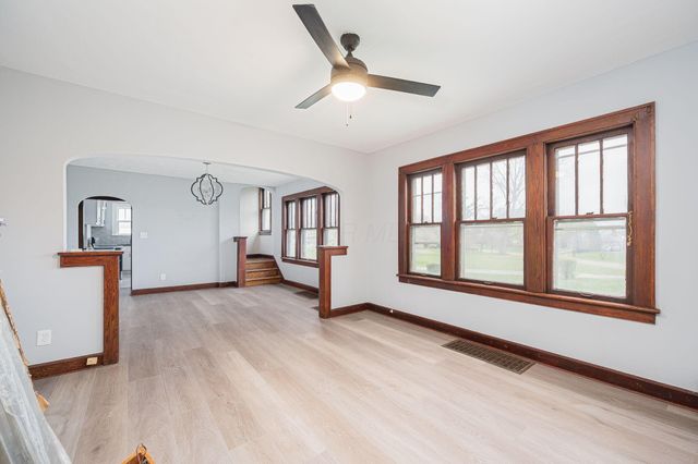 2263-2265 Leonard Avenue, Columbus, OH 43219