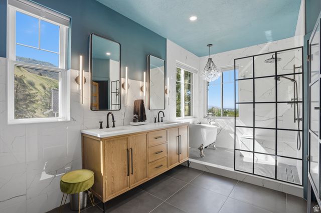 223 E 2050 N, Centerville, UT 84014