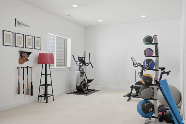 223 E 2050 N, Centerville, UT 84014