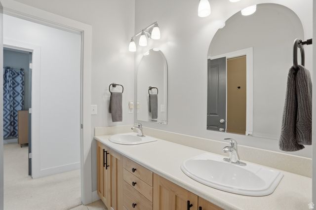 223 E 2050 N, Centerville, UT 84014