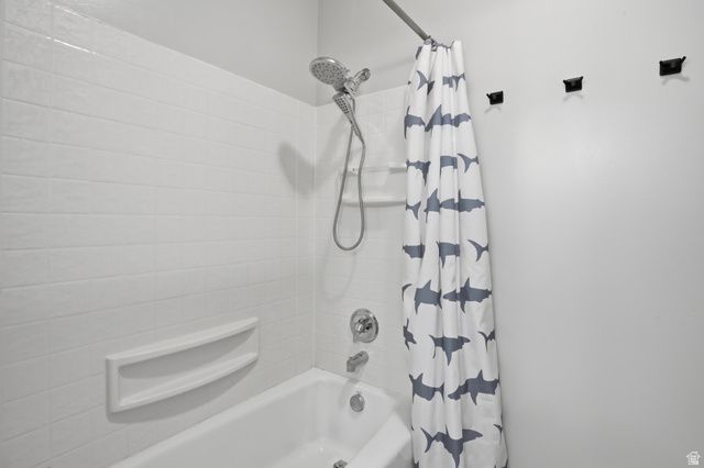 223 E 2050 N, Centerville, UT 84014