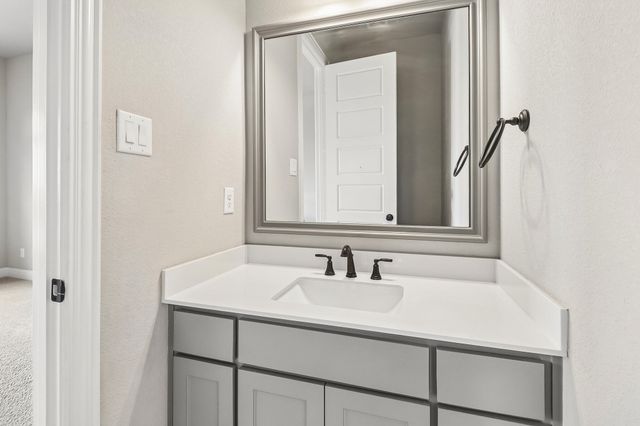 1210 Bosque Lane, Midlothian, TX 76065
