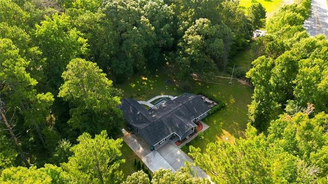 3290 Stonewall Tell Road, Atlanta, GA 30349