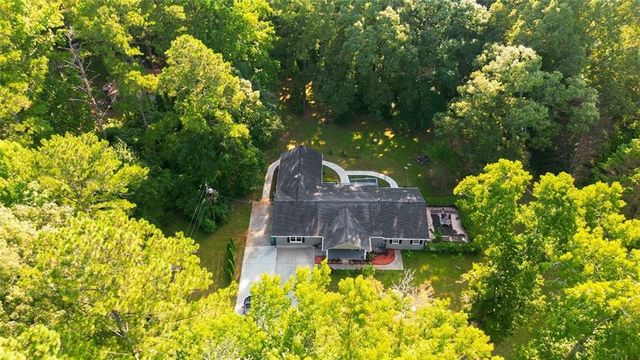 3290 Stonewall Tell Road, Atlanta, GA 30349