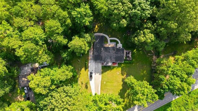3290 Stonewall Tell Road, Atlanta, GA 30349