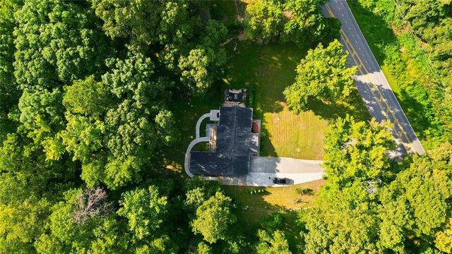 3290 Stonewall Tell Road, Atlanta, GA 30349