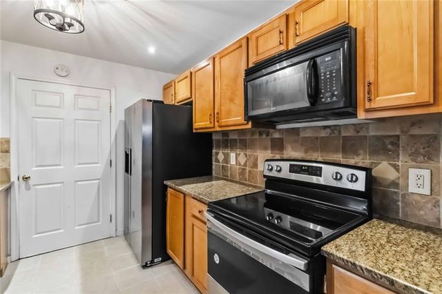 3290 Stonewall Tell Road, Atlanta, GA 30349