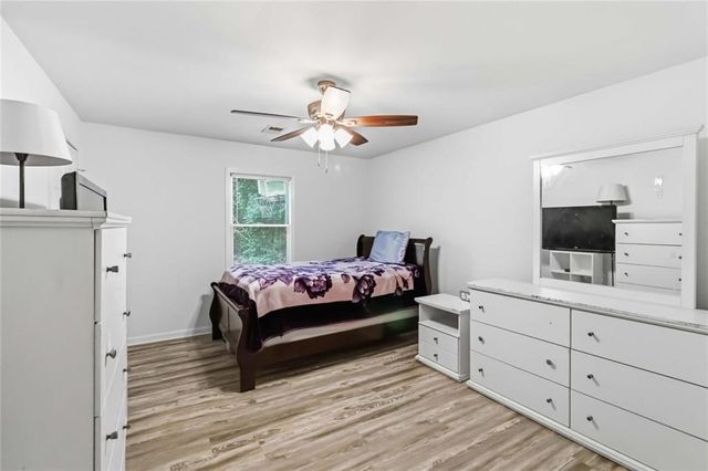 3290 Stonewall Tell Road, Atlanta, GA 30349