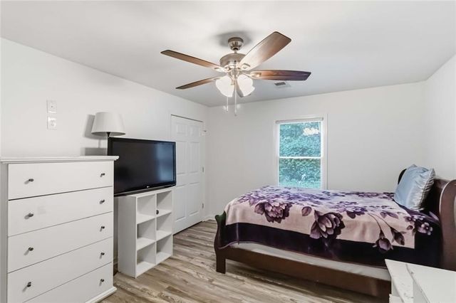 3290 Stonewall Tell Road, Atlanta, GA 30349
