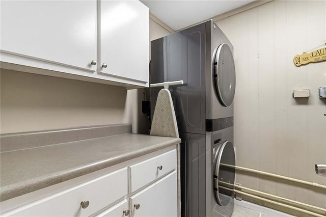 3290 Stonewall Tell Road, Atlanta, GA 30349