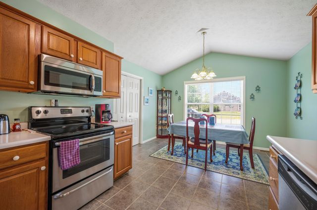 1033 J.D. Circle, Berea, KY 40403