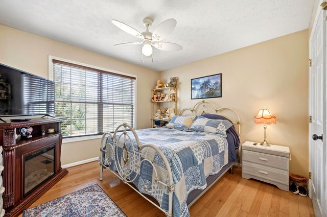 1033 J.D. Circle, Berea, KY 40403