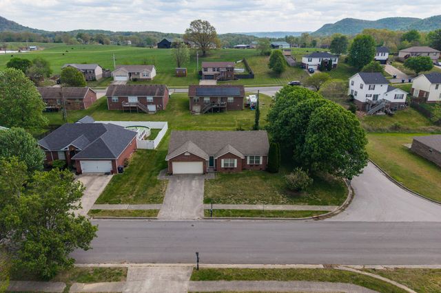 1033 J.D. Circle, Berea, KY 40403