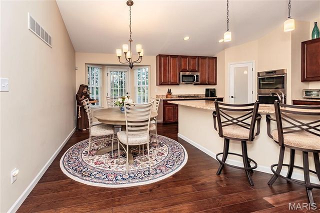 16128 Amber Vista Drive, Ballwin, MO 63021