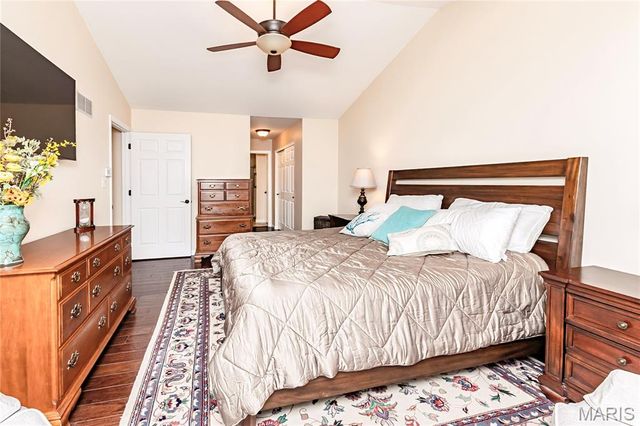 16128 Amber Vista Drive, Ballwin, MO 63021