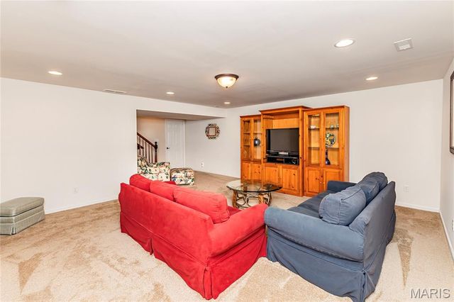 16128 Amber Vista Drive, Ballwin, MO 63021