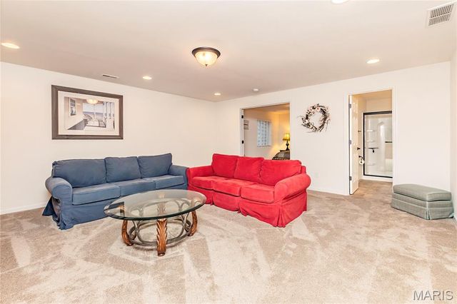 16128 Amber Vista Drive, Ballwin, MO 63021