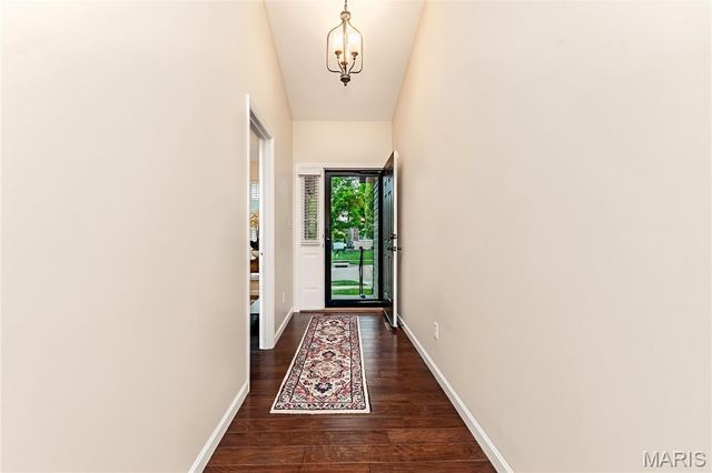 16128 Amber Vista Drive, Ballwin, MO 63021
