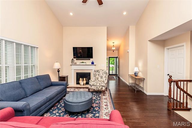 16128 Amber Vista Drive, Ballwin, MO 63021