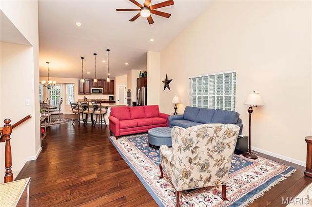 16128 Amber Vista Drive, Ballwin, MO 63021