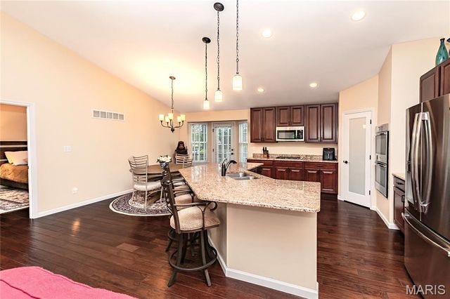 16128 Amber Vista Drive, Ballwin, MO 63021