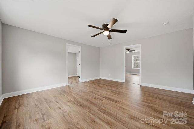 702 N 9th Street, Bessemer City, NC 28016