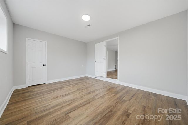 702 N 9th Street, Bessemer City, NC 28016