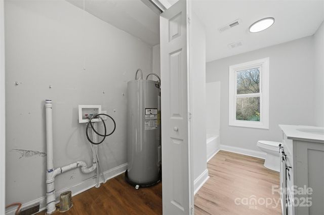 702 N 9th Street, Bessemer City, NC 28016